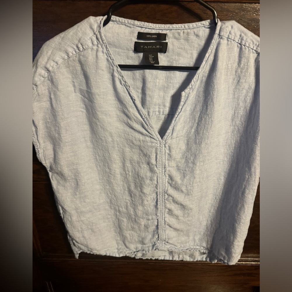 Tahari, 100% Linen, Light Blie Blouse with Mandarin Collar, Size Small